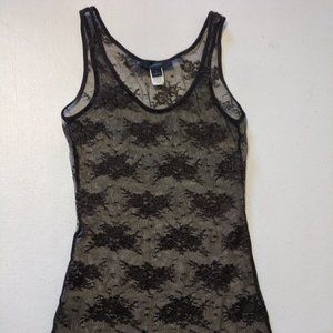 Sleeveless overlay shirt/tank top